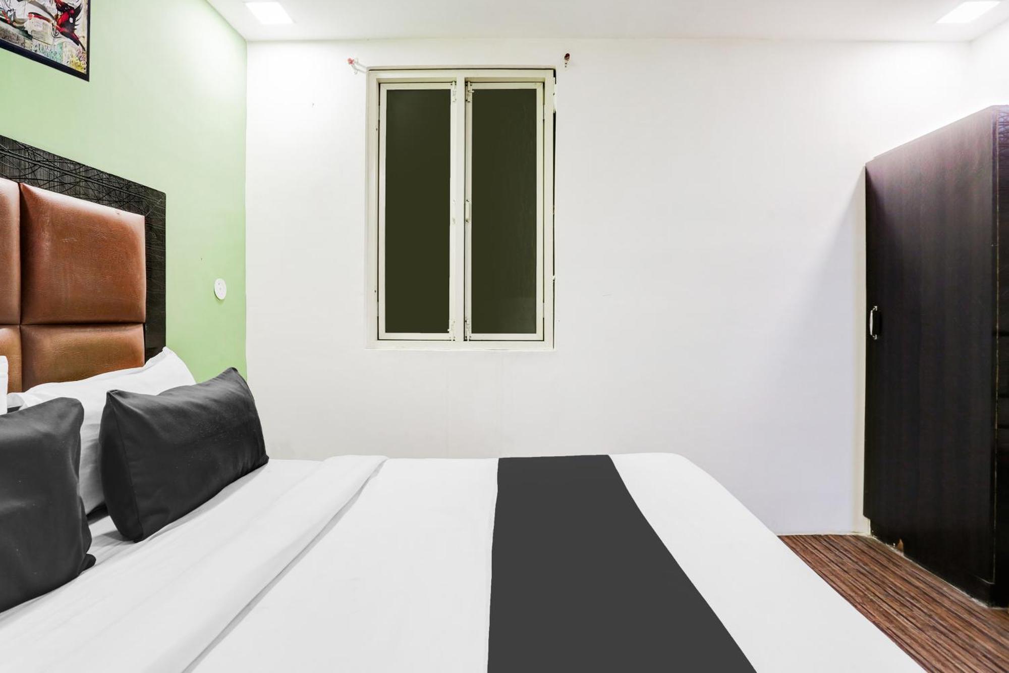 Super Hotel O Rohini Sector 20 Formerly Yellow Saffron Delhi  Eksteriør billede
